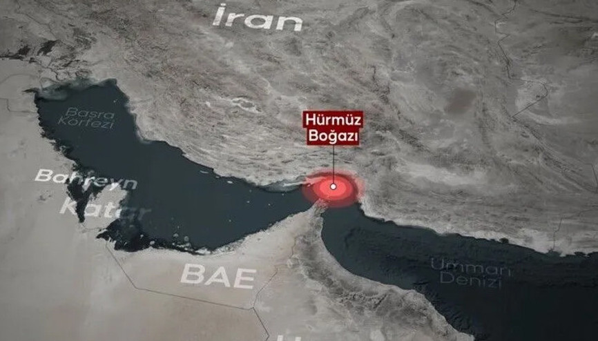 İran Hürmüz Boğazı’ndan geçen 2 ticari gemiye füze saldırısı düzenledi iddiası