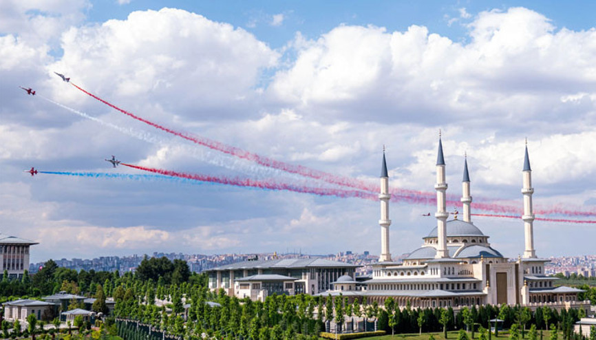 ABD Başkanı Trumpa A+ tipi resmi törenle karşılama... Törende ilgi çeken detay ABD Başkanı Trumpa A+ tipi resmi törenle karşılama... Törende ilgi çeken detay