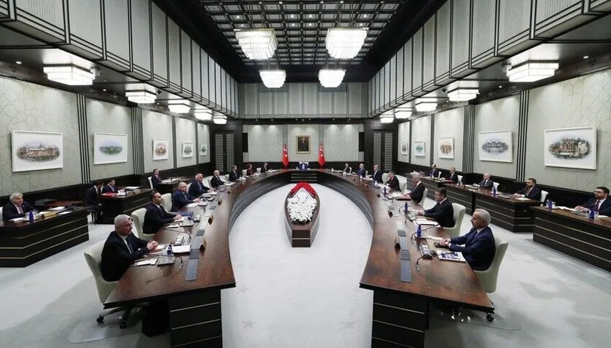Kabine üyelerinden NATO Zirvesi paylaşımları