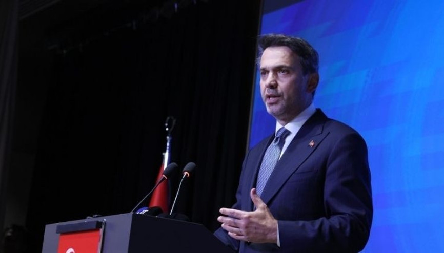 Enerji ve Tabii Kaynaklar Bakanı Bayraktar: Türkiye ile KKTC arasında deniz altından geçecek doğal gaz boru hattının inşasına başlıyoruz Enerji ve Tabii Kaynaklar Bakanı Bayraktar: Türkiye ile KKTC arasında deniz altından geçecek doğal gaz boru hattının inşasına başlıyoruz