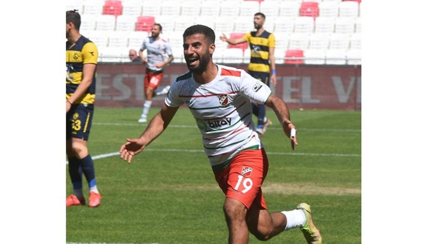 Yılmaz Ceylan 3 yıl sonra Karşıyaka’da Yılmaz Ceylan 3 yıl sonra Karşıyaka’da