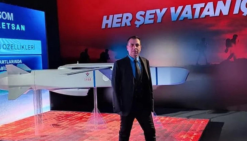 İki kolunu kaybeden Yusuf Akgün, Kaan ve milli füzelerin görsel modelleyicisi oldu