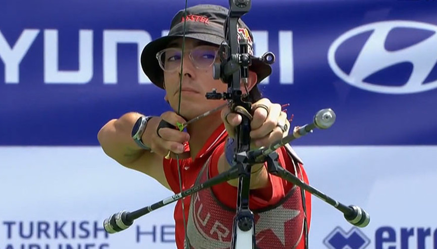 Mete Gazozdan altın madalya