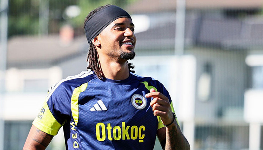 Fenerbahçede Mert Müldür ve Archie Brown gelişmesi