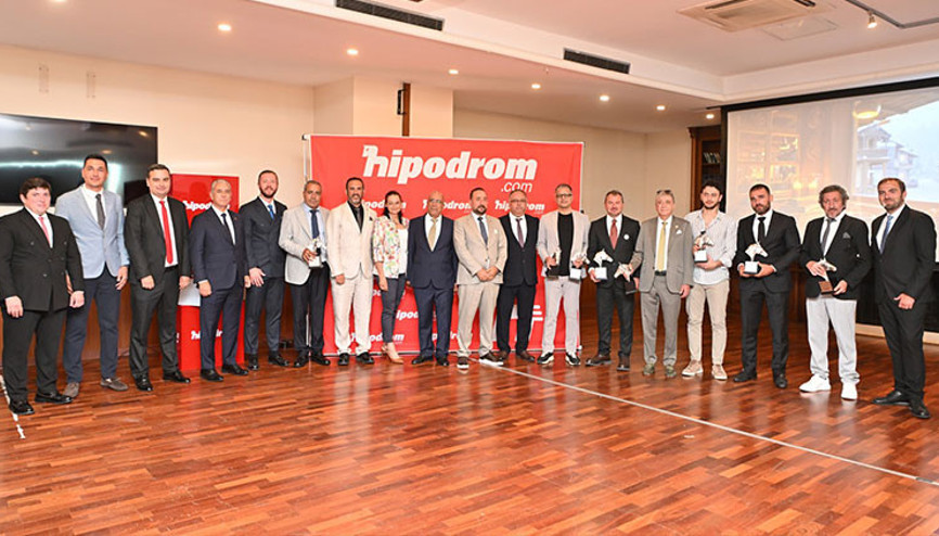 Hipodrom.com ana sponsorluğundaki 11. Karayel Ödülleri’nde yılın başarılı safkanları ödüllendirildi