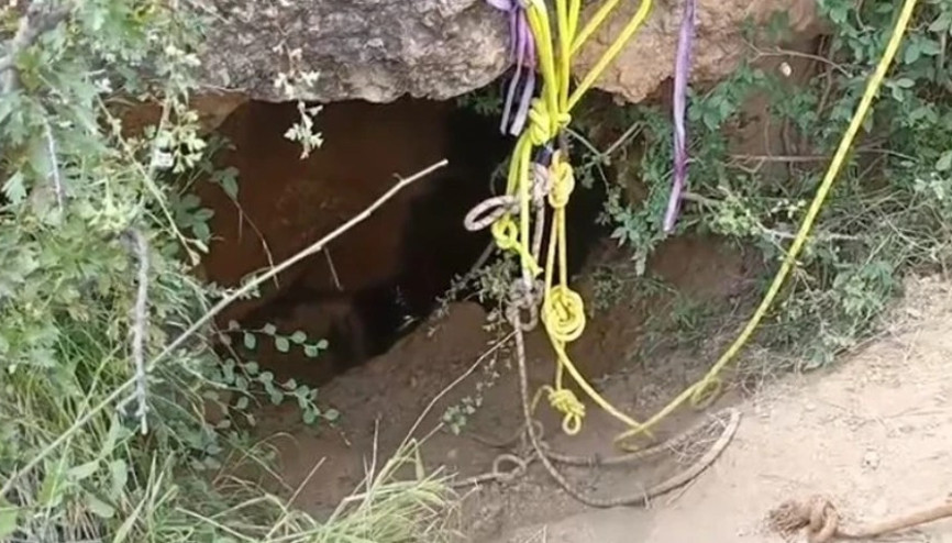 Mağarada bulunan cesedi, yoğun metan gazından dolayı çıkarılamadı