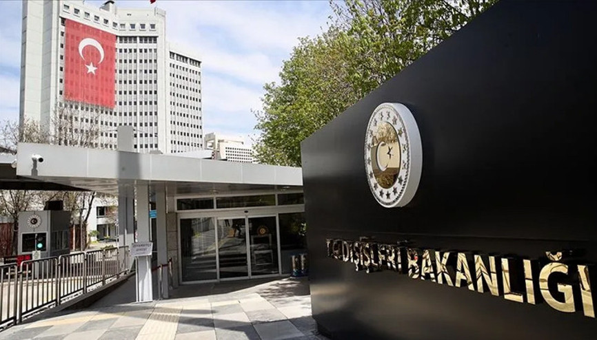 Türkiye ve KKTCden AB Komisyonunun Kıbrıs kararına ilişkin art arda açıklamalar Türkiye ve KKTCden AB Komisyonunun Kıbrıs kararına ilişkin art arda açıklamalar