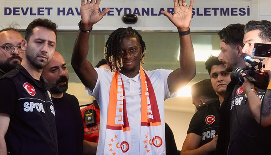 Lesley Ugochukwu, Galatasaray için İstanbulda