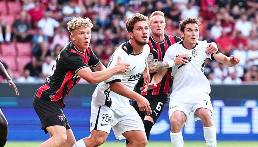 Beşiktaş hazırlık maçında Spartak Trnavaya mağlup