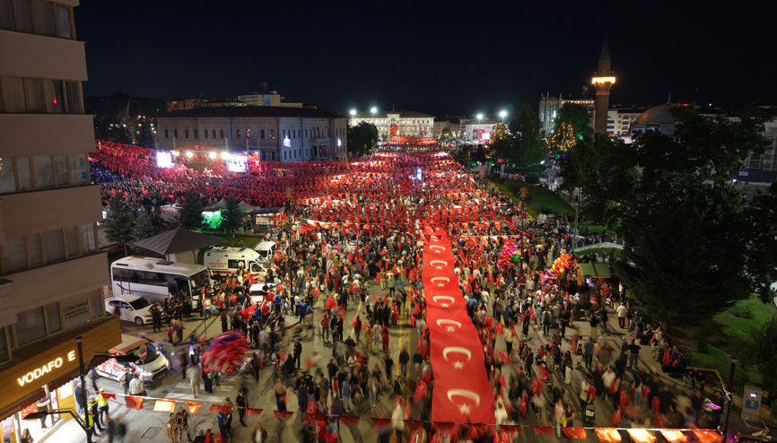 Sivasta 15 Temmuz yürüyüşü