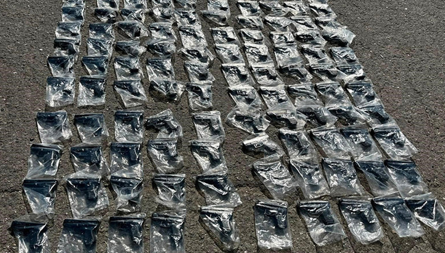 Tuzlada durdurulan otobüsten cephanelik çıktı: 120 silah ele geçirildi