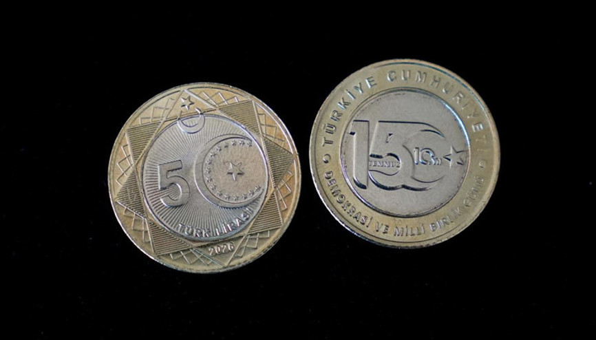 15 Temmuzun 10. yılına özel 5 lira basıldı 15 Temmuzun 10. yılına özel 5 lira basıldı