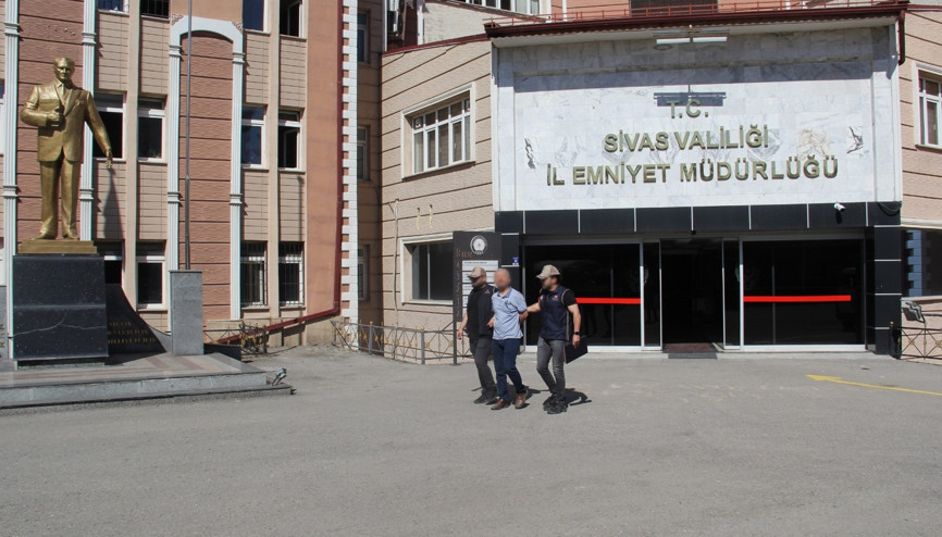 Sivasta FETÖ hükümlüsü yakalandı
