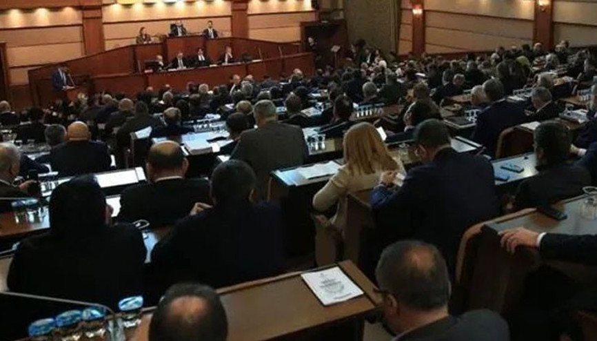 İBB Meclisinde Ahbap soruşturması gündeme geldi
