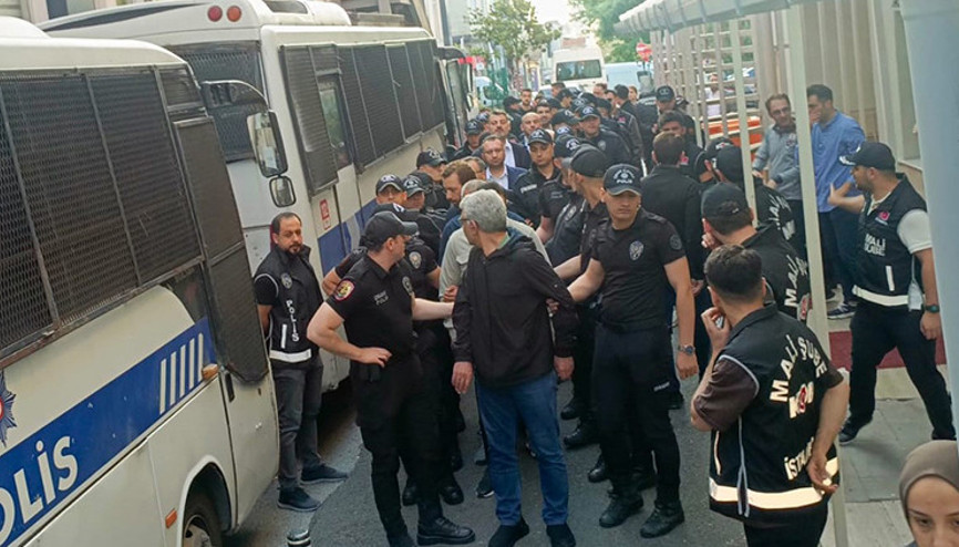 Büyükçekmece Belediyesi’ne yönelik ‘yolsuzluk’ davasında 1 kişiye tahliye kararı