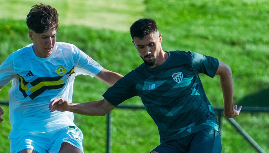 Bursaspor, Esenler Eroksporu 2 golle yendi