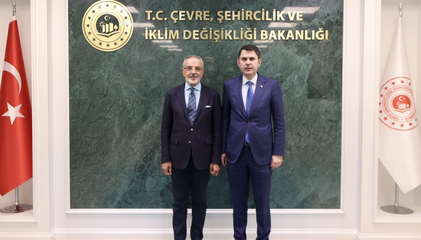 Bakan Kurum, DEM Parti Ağrı Milletvekili Sakık ile bir araya geldi