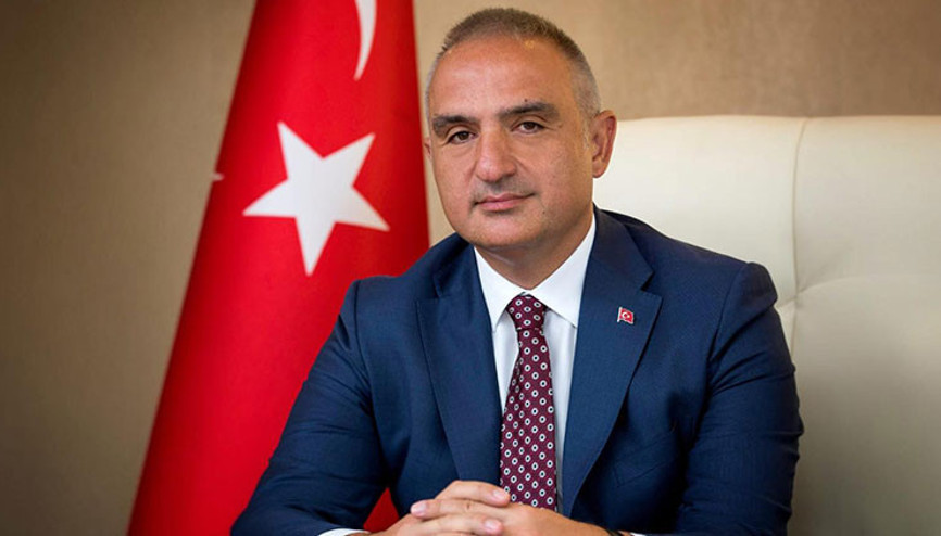 Bakan Ersoy’dan Filenin Sultanları’na şampiyonluk tebriği