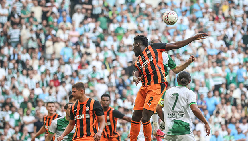Arda Turanın Shakhtarı ile Bursaspor yenişemedi