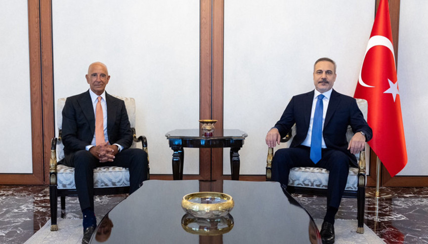 Dışişleri Bakanı Hakan Fidan, ABD Büyükelçisi Barrack ile görüştü