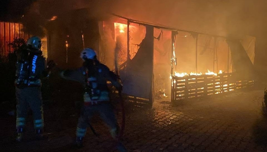 Hatay’da konteyner yandı