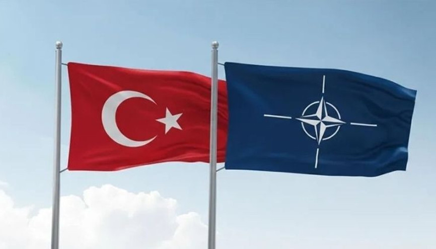 NATOdan Türk Yıldızları paylaşımı: Keskin kanatlar