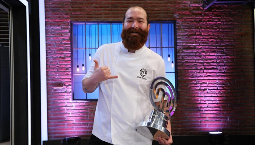 Son dakika... Masterchef şampiyonundan acı haber Şef Eren Kaşıkçı evinde ölü bulundu Son dakika... Masterchef şampiyonundan acı haber Şef Eren Kaşıkçı evinde ölü bulundu