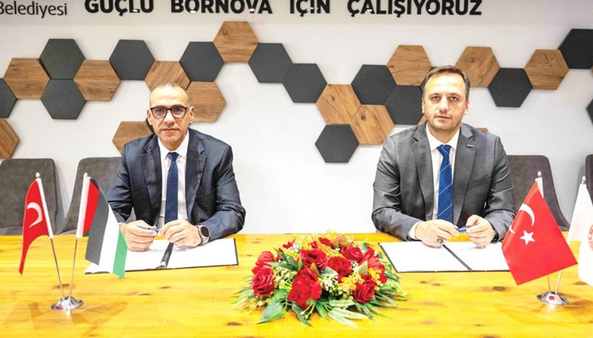 Bornova’dan Filistin’e gönül köprüsü kuruldu