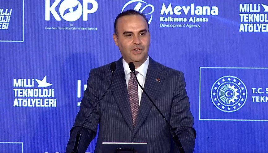 Bakan Kacırdan, Konyadaki yatırımcılara finans desteği müjdesi Bakan Kacırdan, Konyadaki yatırımcılara finans desteği müjdesi