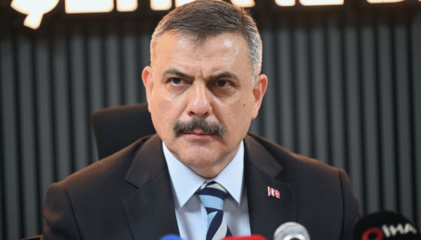 Kırmızı bülten ve diğer uluslararası aramalar kapsamında bu yıl 526 kişi Türkiyeye getirildi Kırmızı bülten ve diğer uluslararası aramalar kapsamında bu yıl 526 kişi Türkiyeye getirildi
