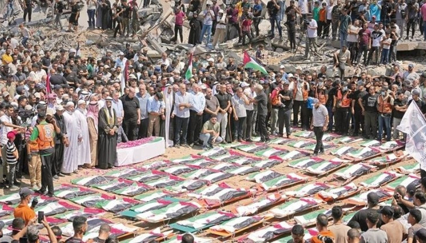112 Filistinliye acı veda… Gazze’de üç yıl gecikmeli cenaze