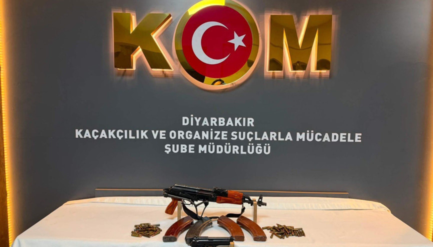 Diyarbakırda kaçakçılık ve uyuşturucu operasyonu: 2 tutuklama