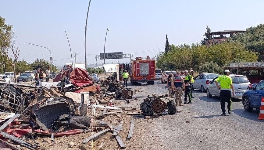 Otomobil ile çarpışan TIR devrildi: 1 yaralı