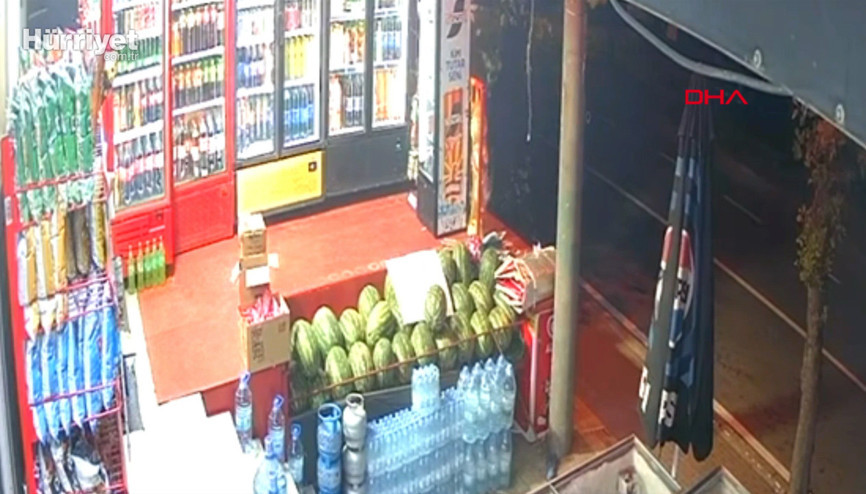Otomobille çarpıp üzerinden geçtiği genç kız ağır yaralandı; o anlar kamerada