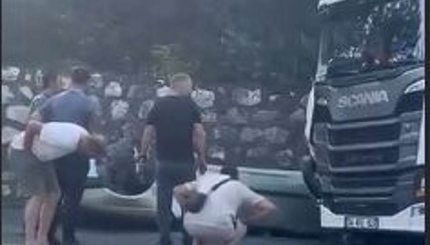 Fındık yüklü TIR’ın çarptığı otomobilin sürücüsü öldü