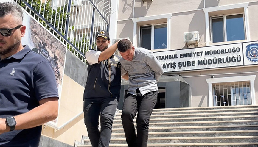 Fatih’te camide namaz kılan kişinin çantasını çalan şüpheli tutuklandı