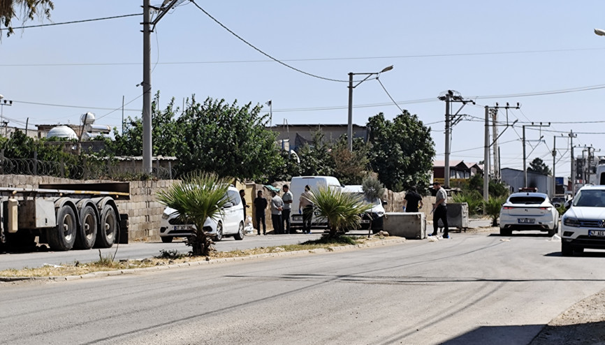 Pompalı tüfekle oynarken kendini vurdu; ağır yaralandı Pompalı tüfekle oynarken kendini vurdu; ağır yaralandı