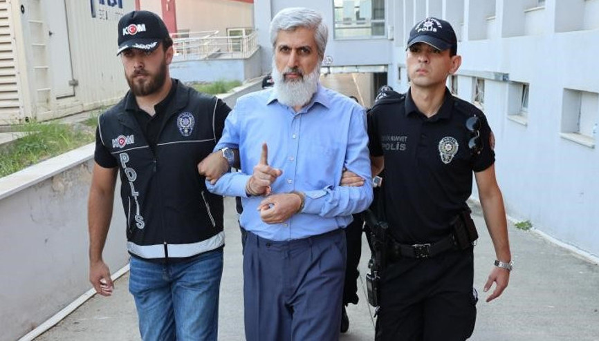 Alparslan Kuytul soruşturmasında yeni detaylar Alparslan Kuytul, örgüt üyesinin sırtında sopa kırmış: Benden habersiz neden böyle bir iş yaptınız