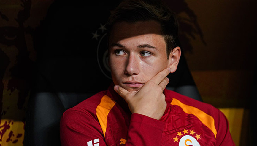 Batrakov, Galatasaray formasıyla ilk resmi maçına çıktı