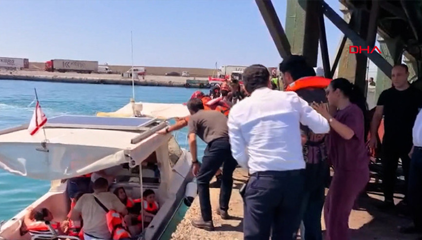 Girnedeki faciada yaralı kurtulan yolcu, gemi kazasını anlattı: O anda bir şeylerin ters gittiğini anladık Girnedeki faciada yaralı kurtulan yolcu, gemi kazasını anlattı: O anda bir şeylerin ters gittiğini anladık