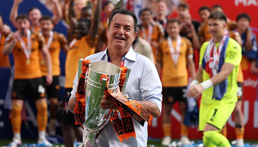 Acun Ilıcalı, Hull City’nin kadro değerini 60 milyon eurodan, 260 milyon euroya taşıdı Acun Ilıcalı, Hull City’nin kadro değerini 60 milyon eurodan, 260 milyon euroya taşıdı