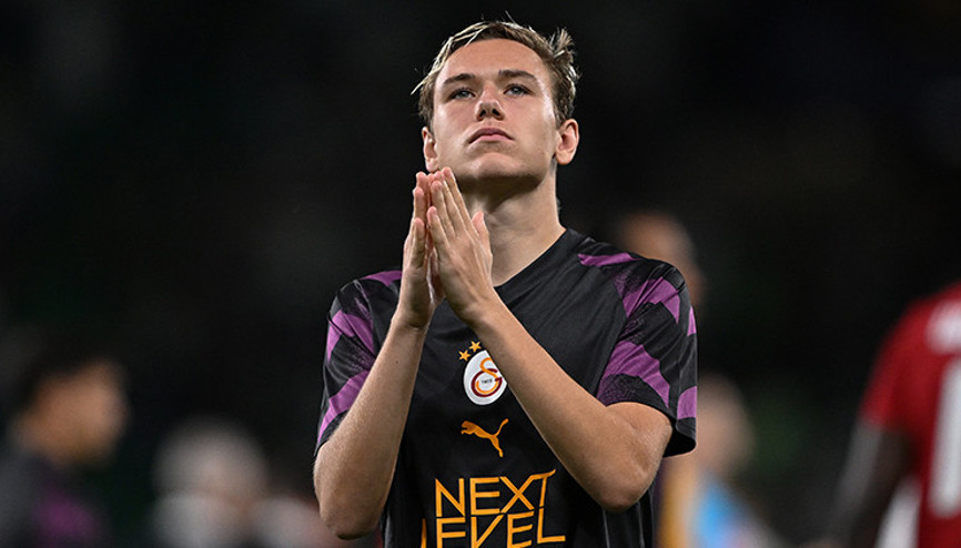 Aleksey Batrakovdan Galatasaray açıklaması Transferimin hakkını vermeliyim
