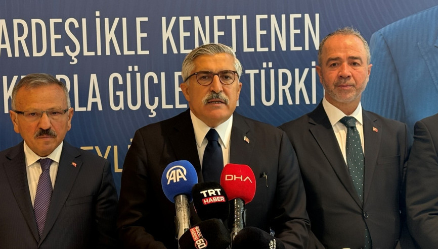 AK Parti Genel Başkan Yardımcısı Hüseyin Yayman: Cumhur İttifakı olarak, Hemen şimdi yeni anayasa. diyoruz AK Parti Genel Başkan Yardımcısı Hüseyin Yayman: Cumhur İttifakı olarak, Hemen şimdi yeni anayasa. diyoruz