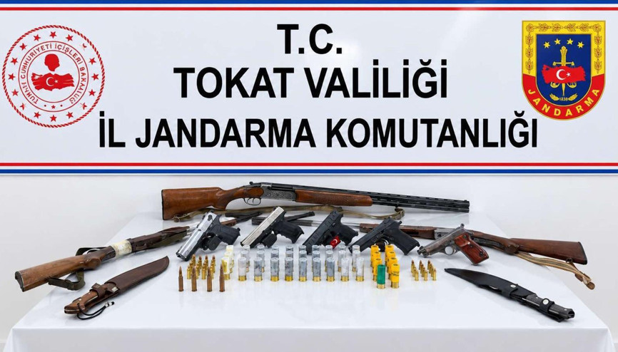 Tokatta jandarmadan silah kaçakçılığı operasyonu: 11  gözaltı