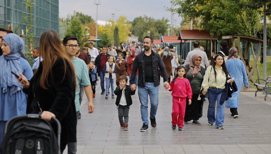 Kayseri Hayvanat Bahçesi’ne 4 Ekim’de yoğun ilgi