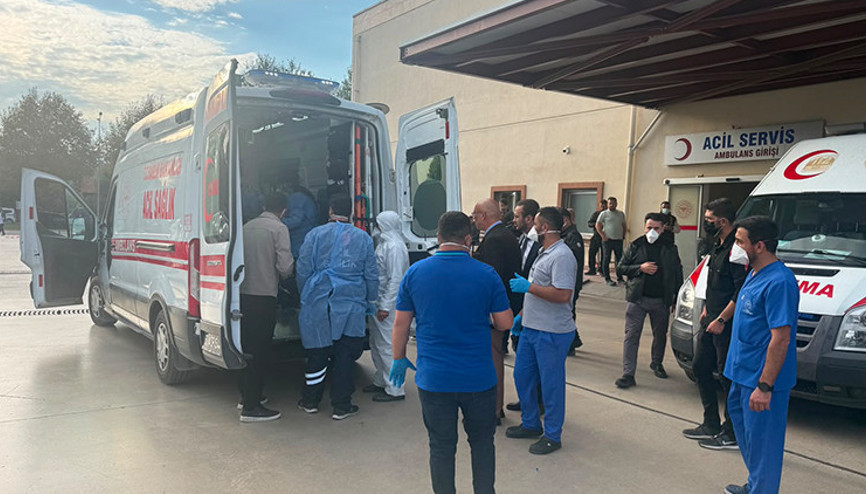 Turhal Şeker Fabrikasında gaz sızıntısı: 26 işçi zehirlendi, 1 çalışanın durumu ağır Turhal Şeker Fabrikasında gaz sızıntısı: 26 işçi zehirlendi, 1 çalışanın durumu ağır