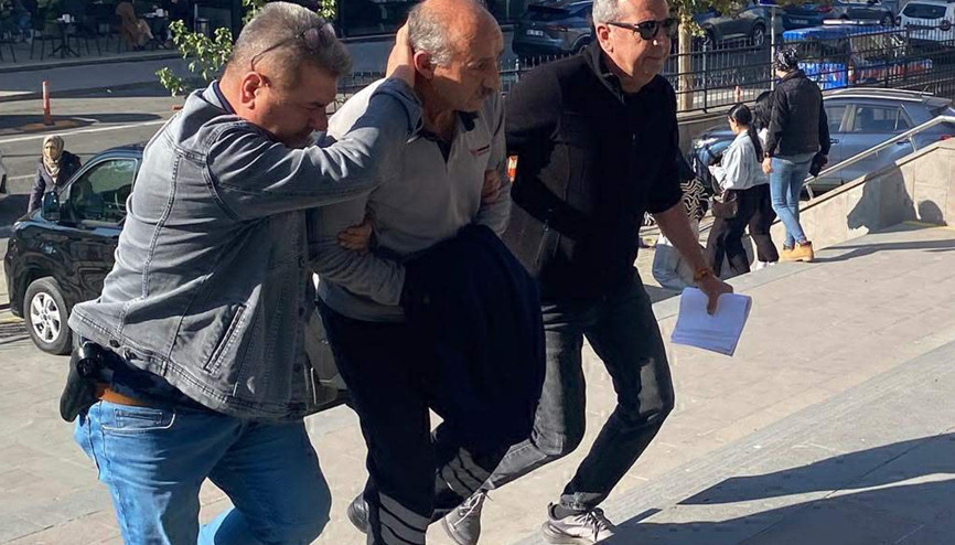 Oyuncak tabancayla kuyumcuyu soymak isteyen şüpheli yakalandı(2)