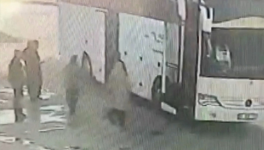 11 kişinin hayatını kaybettiği kazaya karışan otobüsün yeni görüntüleri ortaya çıktı 11 kişinin hayatını kaybettiği kazaya karışan otobüsün yeni görüntüleri ortaya çıktı