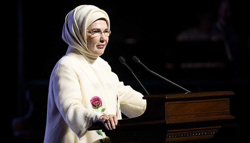 Emine Erdoğan, Türkiye Maarif Vakfının 10. kuruluş yıl dönümünü kutladı