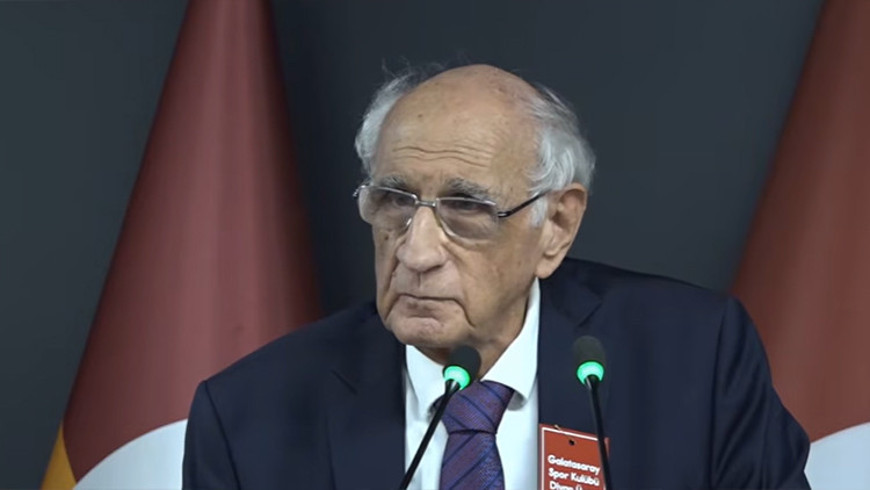 Galatasaray Divan Kurulu toplantısında Barış Alper Yılmaz ve Mauro Icardi gerginliği: İyi para verirlerse güle güle diyelim Galatasaray Divan Kurulu toplantısında Barış Alper Yılmaz ve Mauro Icardi gerginliği: İyi para verirlerse güle güle diyelim